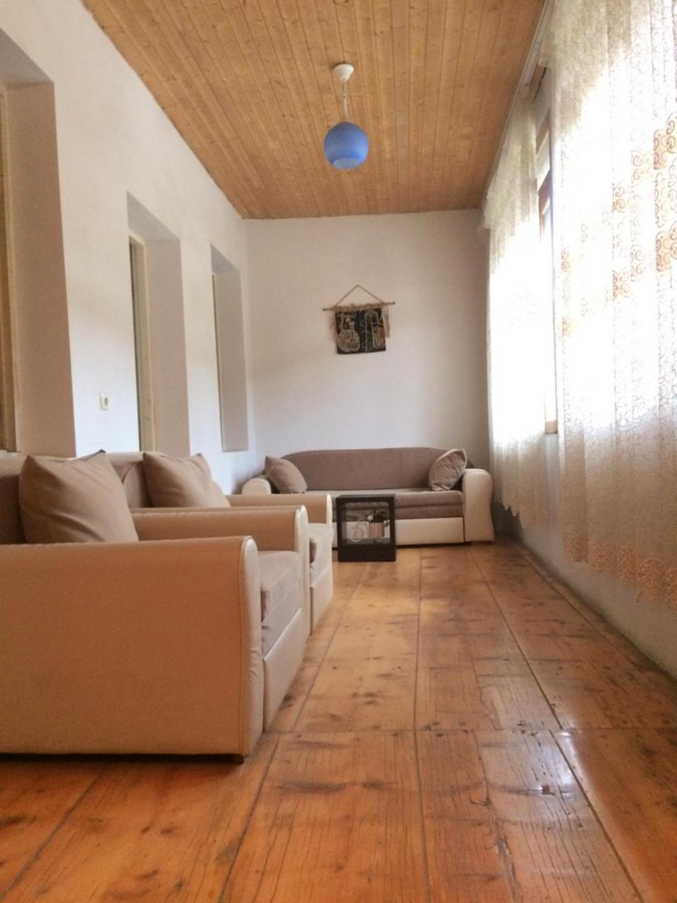 Guest house lela Mestia Extérieur photo