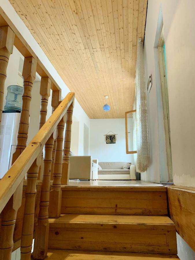 Guest house lela Mestia Extérieur photo