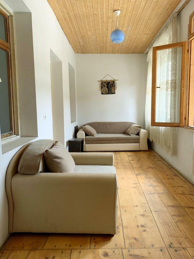 Guest house lela Mestia Extérieur photo